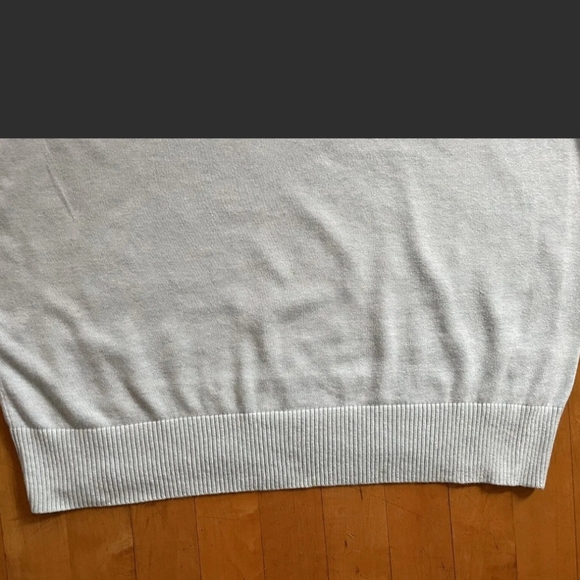 Banana Republic Men's Medium Light Blue V-Neck Sweater - Picture 7 of 12